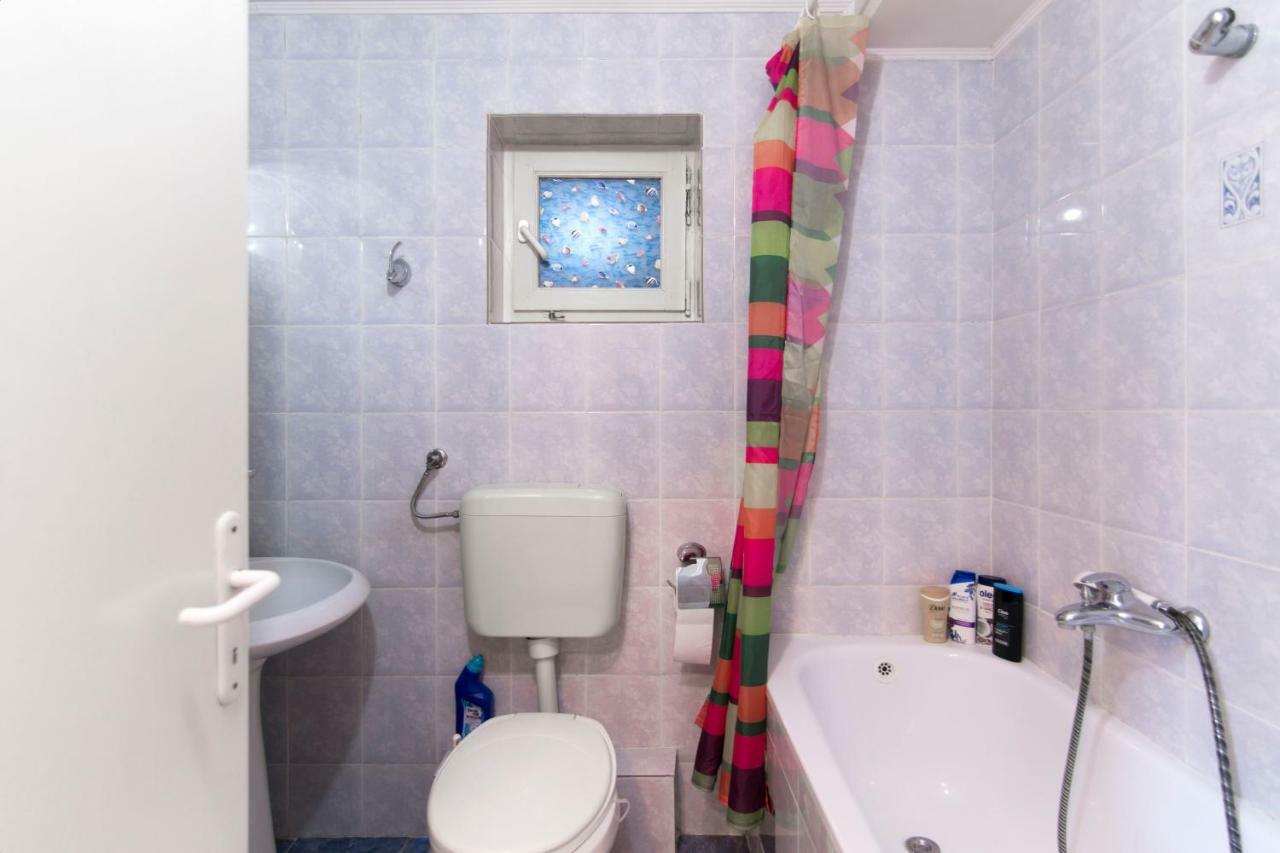 Apartment Kiwi Novi Sad Buitenkant foto